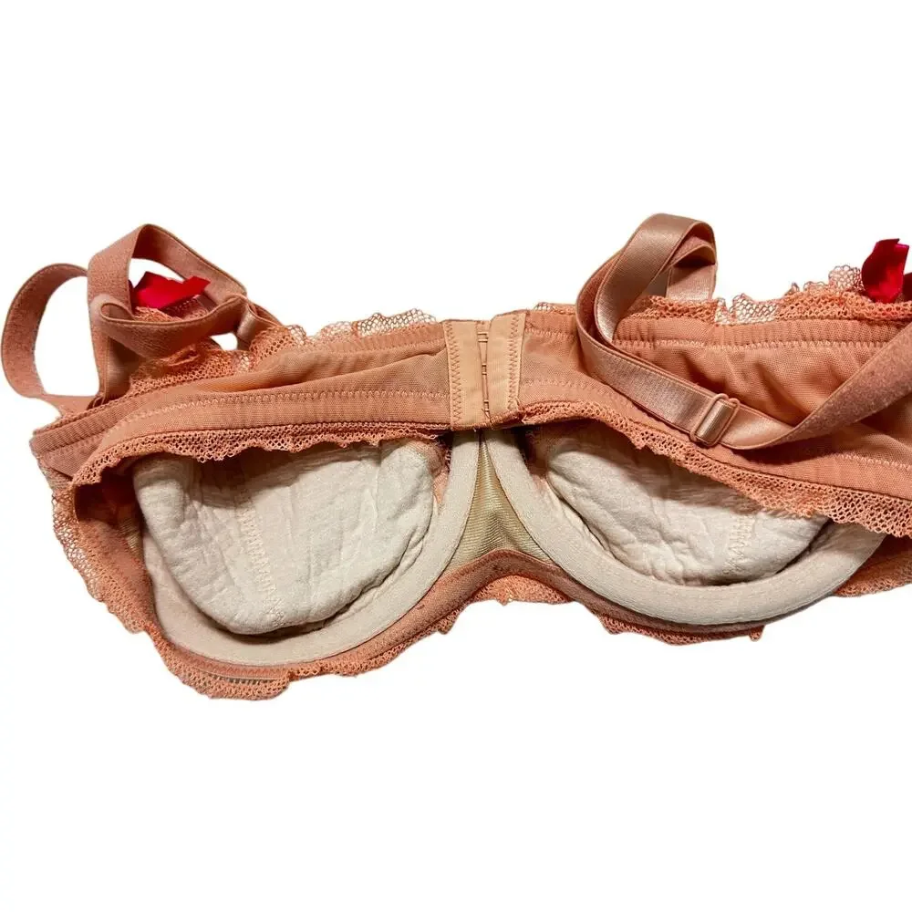 Vintage Victorias Secret Bra Womens Size 36DD Peachy Pink Underwire Retro